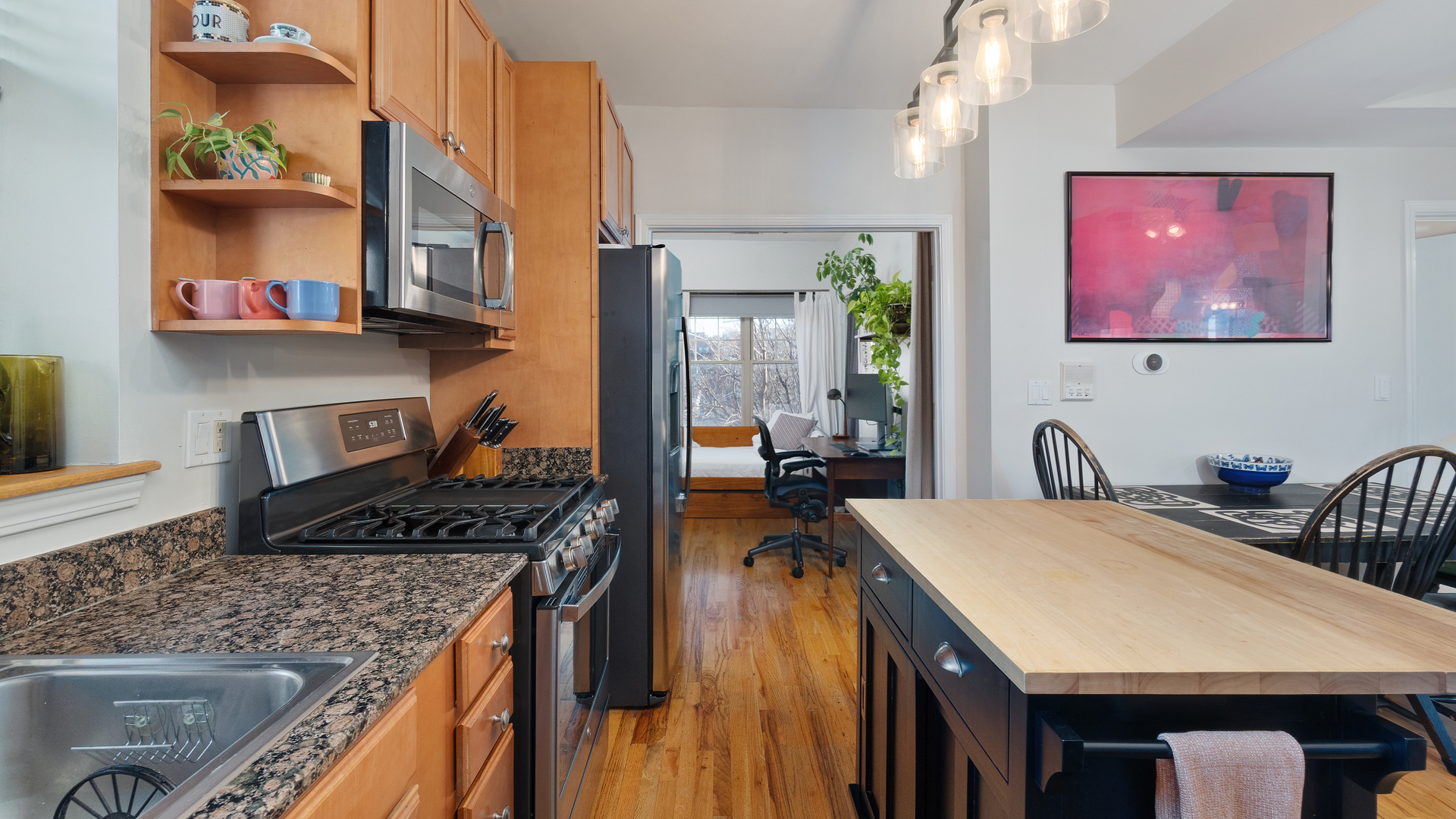2544 W George Street 2
