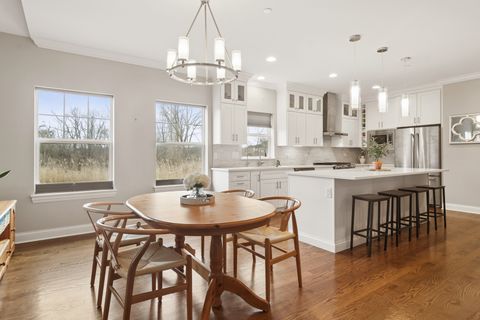 Tiny photo for 1465 Somerset Place, Barrington, IL 60010 (MLS # 12607803)