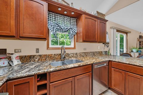 Tiny photo for 570 Logue Circle, Seneca, IL 61360 (MLS # 12423544)