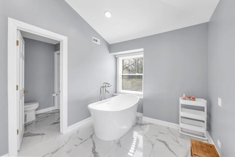 Tiny photo for Lincolnshire, IL 60069 (MLS # 12624674)