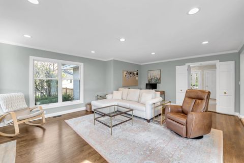Tiny photo for Lincolnshire, IL 60069 (MLS # 12624674)