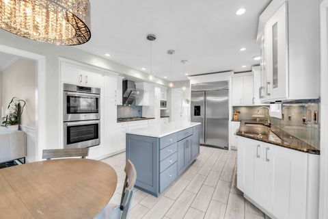 Tiny photo for Lincolnshire, IL 60069 (MLS # 12624674)