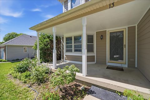 Tiny photo for 13 Saddlewood Court, Sugar Grove, IL 60554 (MLS # 12678130)