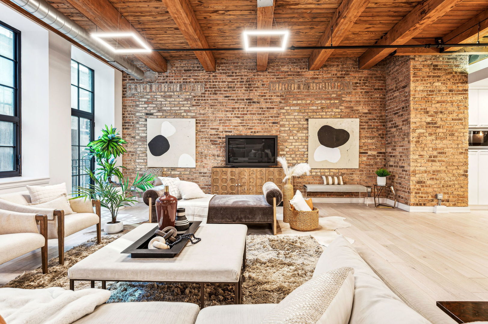 223 W LAKE Street 2S