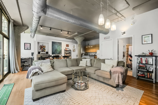 130 S Canal Street 504