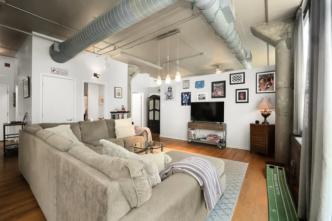 130 S Canal Street 504