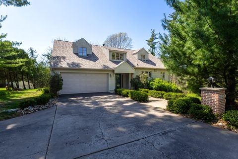 Tiny photo for 2120 31st Avenue, Rock Island, IL 61201 (MLS # 12628268)