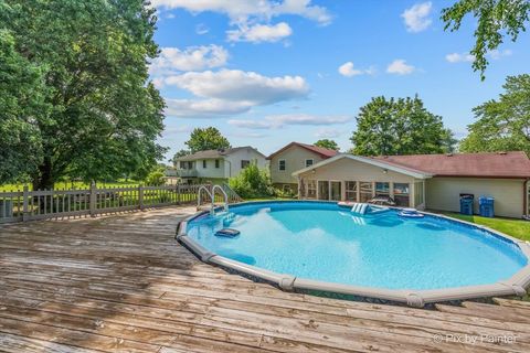 Tiny photo for 2320 Bayside Drive, Hanover Park, IL 60133 (MLS # 12475900)