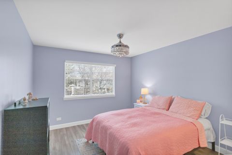 Tiny photo for 270 Woodstone Circle, Buffalo Grove, IL 60089 (MLS # 12600799)