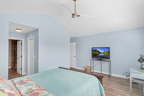 Tiny photo for 270 Woodstone Circle, Buffalo Grove, IL 60089 (MLS # 12600799)