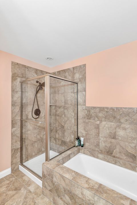 Tiny photo for 270 Woodstone Circle, Buffalo Grove, IL 60089 (MLS # 12600799)