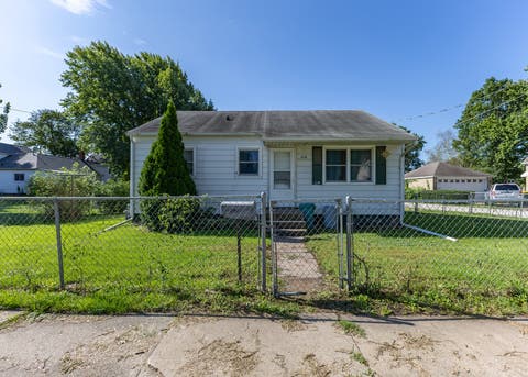Photo of 218 E South Street, Geneseo, IL 61254 (MLS # 12734974)