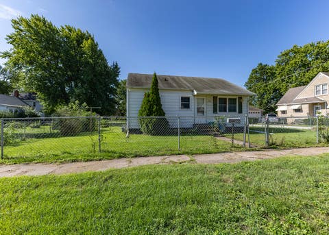 Tiny photo for 218 E South Street, Geneseo, IL 61254 (MLS # 12734974)