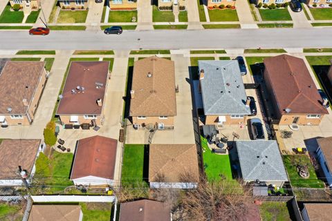 Tiny photo for Schiller Park, IL 60176 (MLS # 12633903)