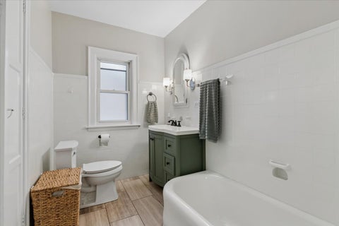 Tiny photo for 5941 N Knox Avenue, Chicago, IL 60646 (MLS # 12648031)