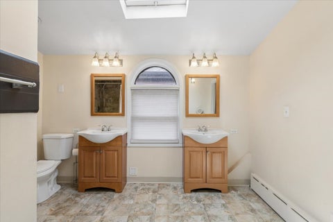 Tiny photo for 5941 N Knox Avenue, Chicago, IL 60646 (MLS # 12648031)