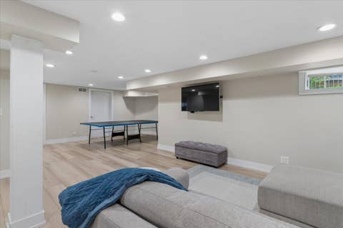 Tiny photo for 5941 N Knox Avenue, Chicago, IL 60646 (MLS # 12648031)