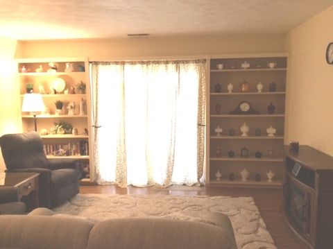 Tiny photo for 23 Cherry Hill Court #124, Hampton, IL 61244 (MLS # 12553127)