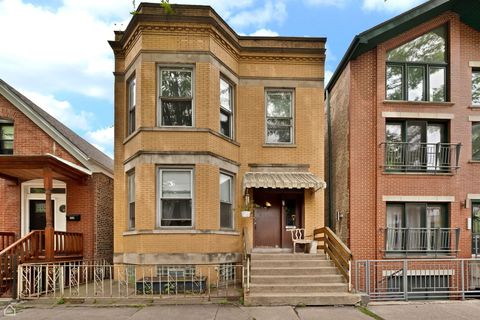 3310 S Lowe Street Chicago IL 60616