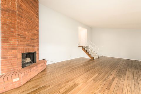 Tiny photo for 713 Carriage Hill Drive, Glenview, IL 60025 (MLS # 12492878)