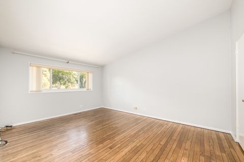 Tiny photo for 713 Carriage Hill Drive, Glenview, IL 60025 (MLS # 12492878)