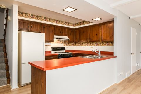 Tiny photo for 713 Carriage Hill Drive, Glenview, IL 60025 (MLS # 12492878)