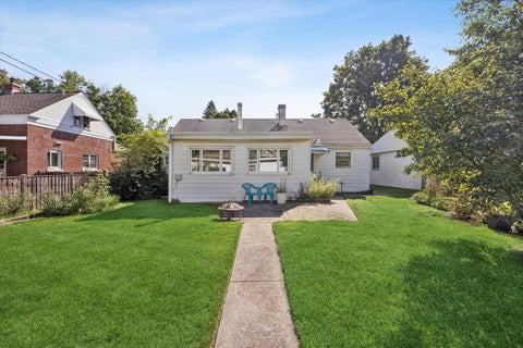 Tiny photo for 3922 Elm Avenue, Brookfield, IL 60513 (MLS # 12763557)