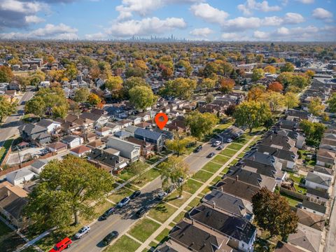 A home in Elmwood Park