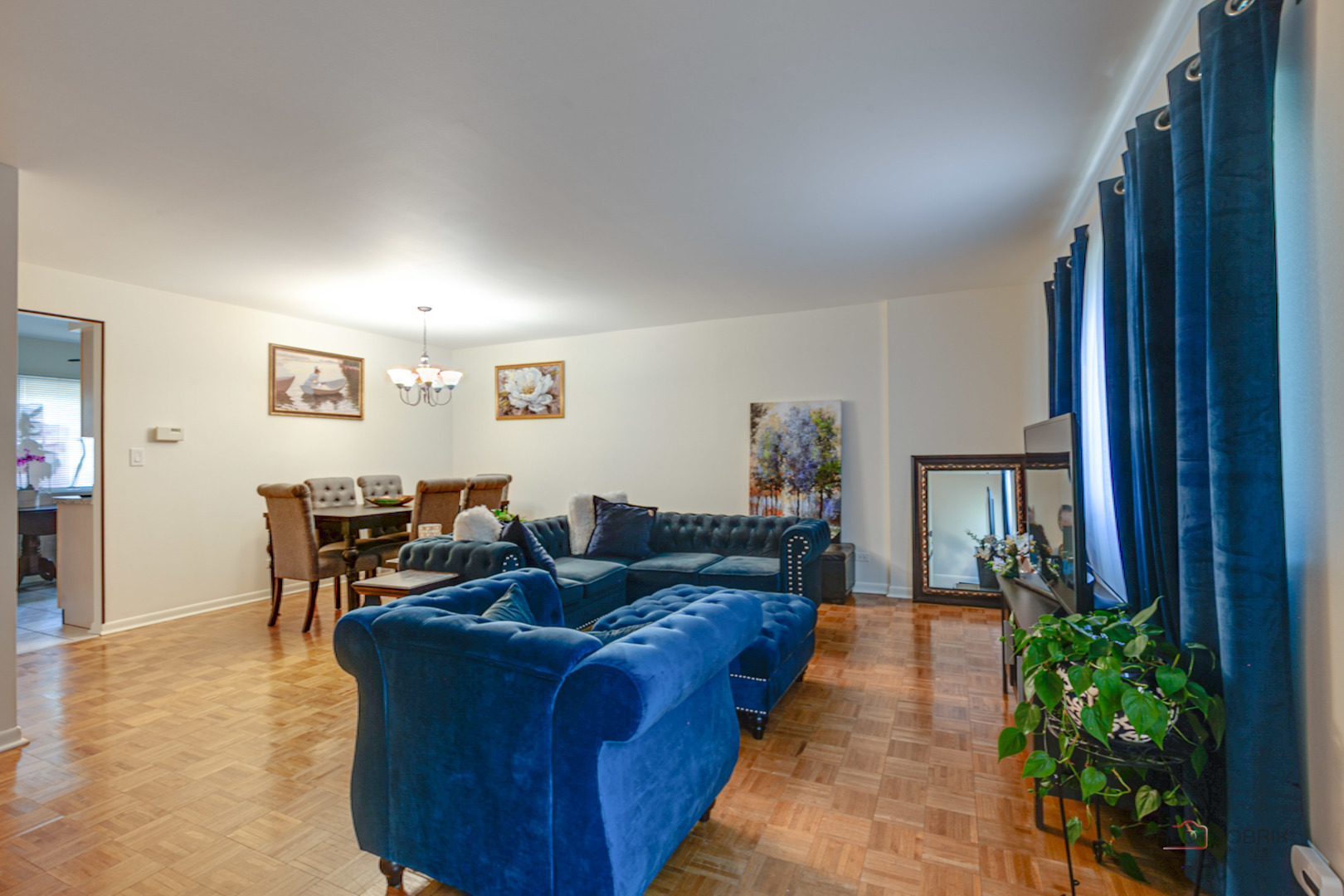 320 Skokie Court