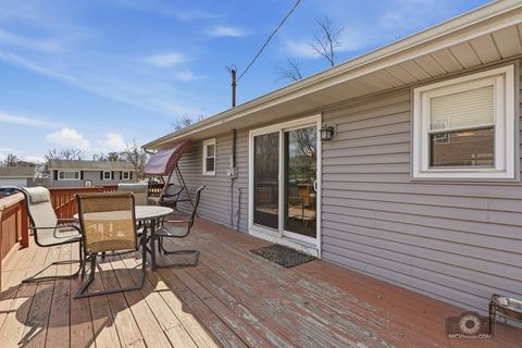 Tiny photo for 904 Cove Avenue, Lockport, IL 60441 (MLS # 12579698)