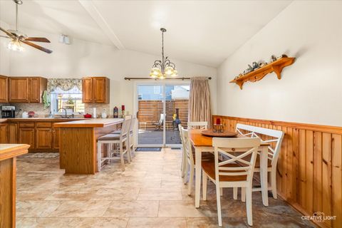 Tiny photo for 273 Bastian Drive, Sugar Grove, IL 60554 (MLS # 12584117)