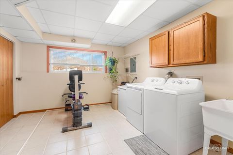 Tiny photo for 273 Bastian Drive, Sugar Grove, IL 60554 (MLS # 12584117)