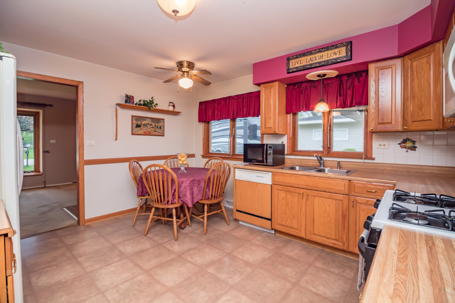 34721 N Iroquois Trail