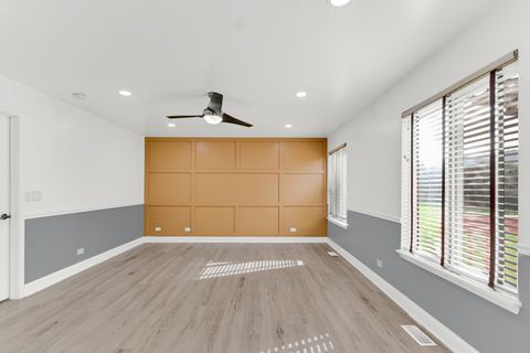 Tiny photo for 906 Eagle Point Drive, Matteson, IL 60443 (MLS # 12464836)