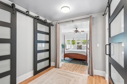 Tiny photo for 515 N Elmwood Avenue, Oak Park, IL 60302 (MLS # 12627321)