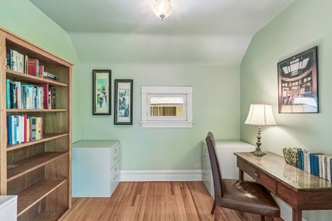 Tiny photo for 515 N Elmwood Avenue, Oak Park, IL 60302 (MLS # 12627321)