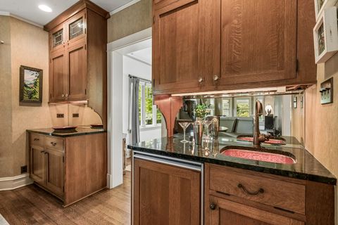 Tiny photo for 515 N Elmwood Avenue, Oak Park, IL 60302 (MLS # 12627321)
