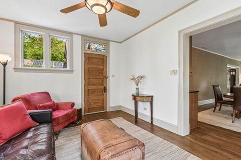Tiny photo for 515 N Elmwood Avenue, Oak Park, IL 60302 (MLS # 12627321)