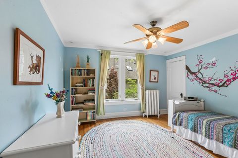 Tiny photo for 515 N Elmwood Avenue, Oak Park, IL 60302 (MLS # 12627321)