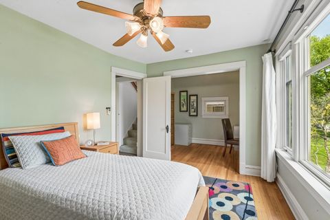 Tiny photo for 515 N Elmwood Avenue, Oak Park, IL 60302 (MLS # 12627321)