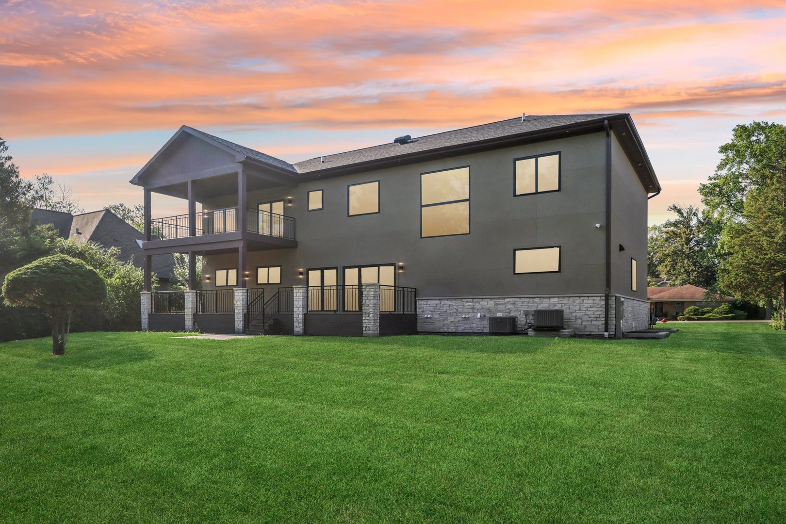 1744 Walnut Circle