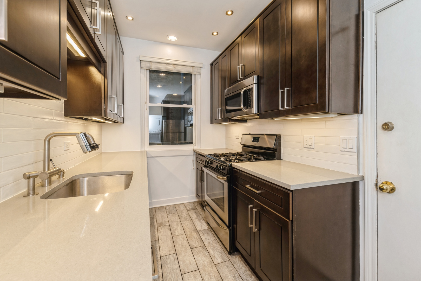 1327 W Addison Street 2B