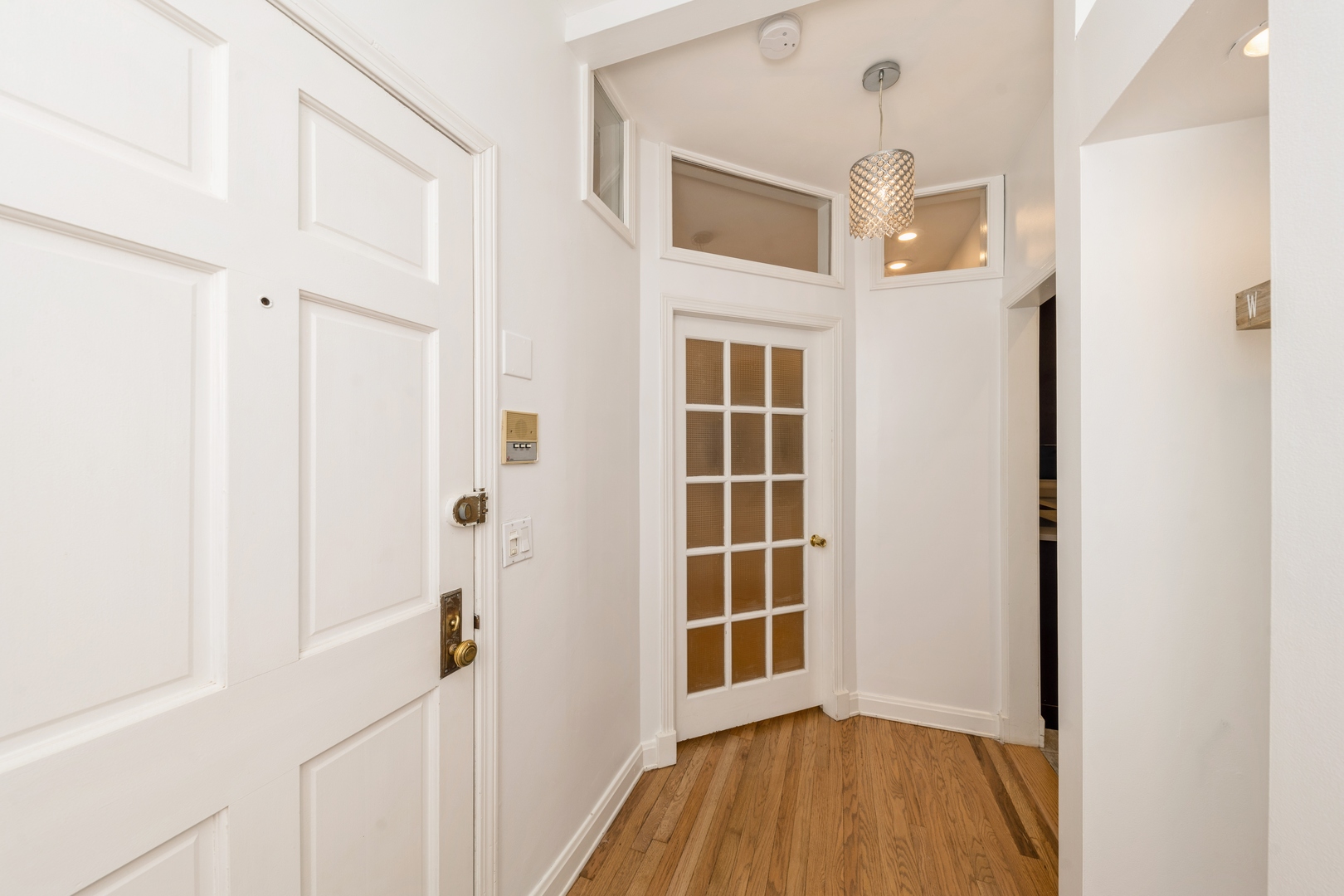 1327 W Addison Street 2B