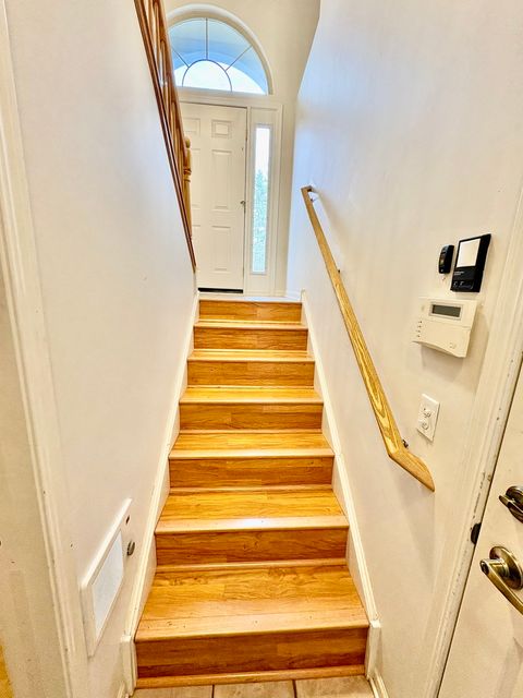 Tiny photo for 30 Beaconsfield Court #30, Lincolnshire, IL 60069 (MLS # 12630210)