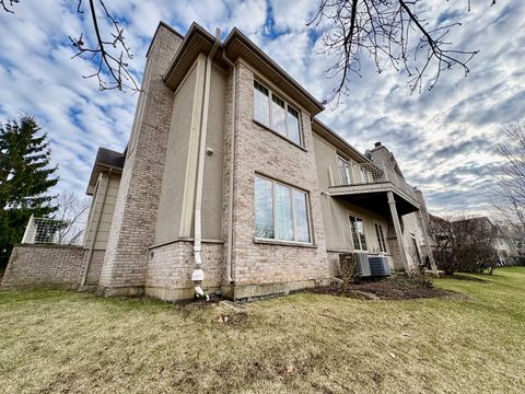 Tiny photo for 30 Beaconsfield Court #30, Lincolnshire, IL 60069 (MLS # 12630210)