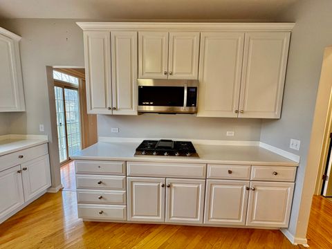 Tiny photo for 30 Beaconsfield Court #30, Lincolnshire, IL 60069 (MLS # 12630210)