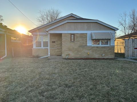 Tiny photo for 14824 Edbrooke Avenue, Dolton, IL 60419 (MLS # 12581782)