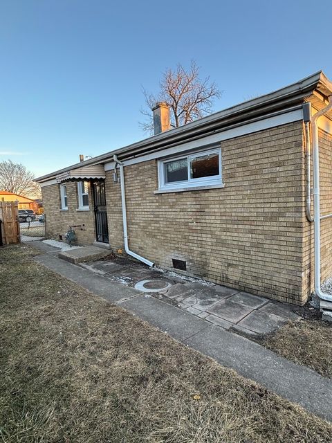 Tiny photo for 14824 Edbrooke Avenue, Dolton, IL 60419 (MLS # 12581782)