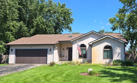 Photo of 22854 W Charlotte Road, Plainfield, IL 60586 (MLS # 12740331)