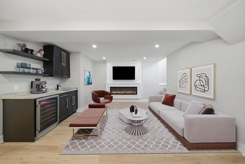 Tiny photo for 4500 N Saint Louis Avenue, Chicago, IL 60625 (MLS # 12607923)